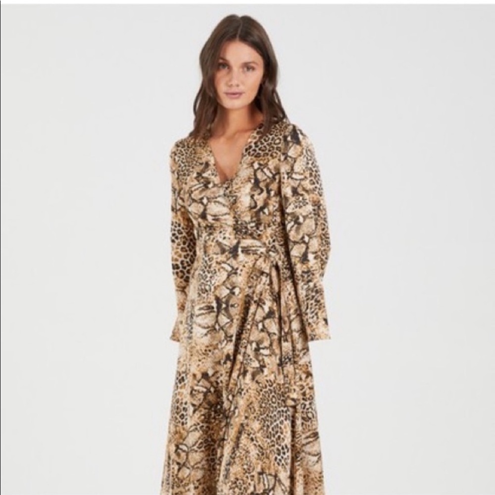 NWT Cooper St. Can’t Wait Long Sleeve Animal Print Wrap Midi Dress Size 6